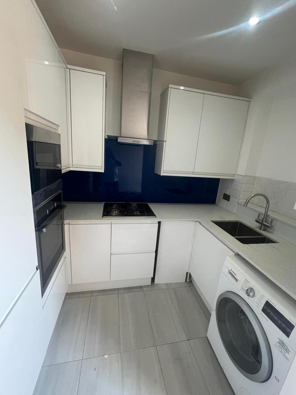 Good Priced Single Rooms In Northolt Exterior photo